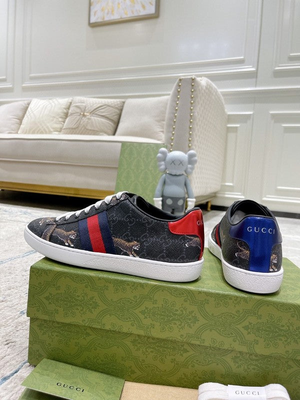 Gucci neutral cream luxury sneakers view 7 minimalist modern build