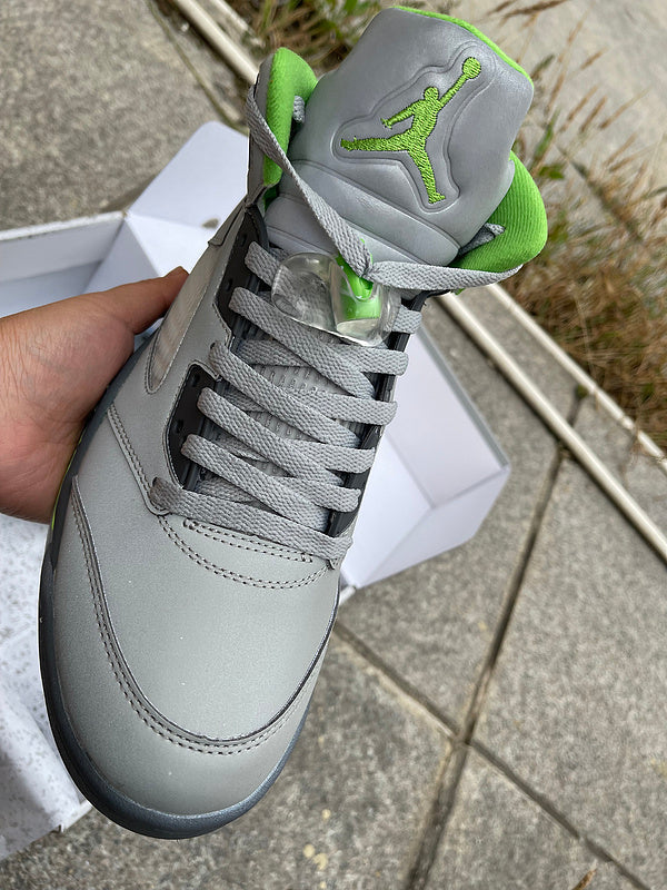 Nike Men's & Women's Designer Lifestyle Shoes — Style 248 side view