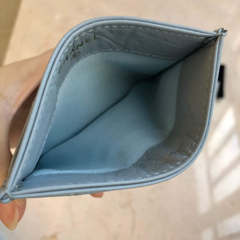 Zivas Charm Versatile Design Everyday Handbag (Thoughtfully Structured Design) – Lifestyle Shot