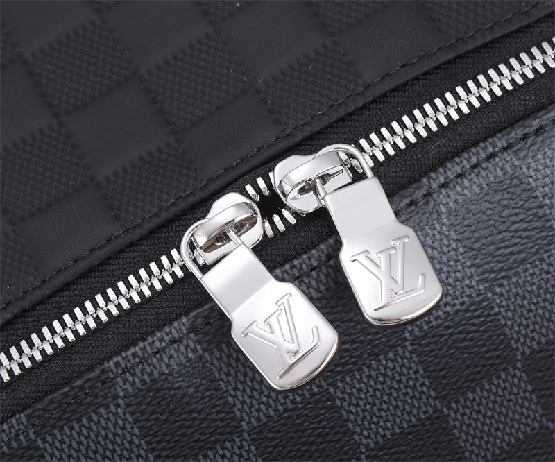  everyday bag interior and compartment view