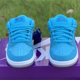 Nike Men's & Women's Luxury Fashion Trainers — Style 198 angle view