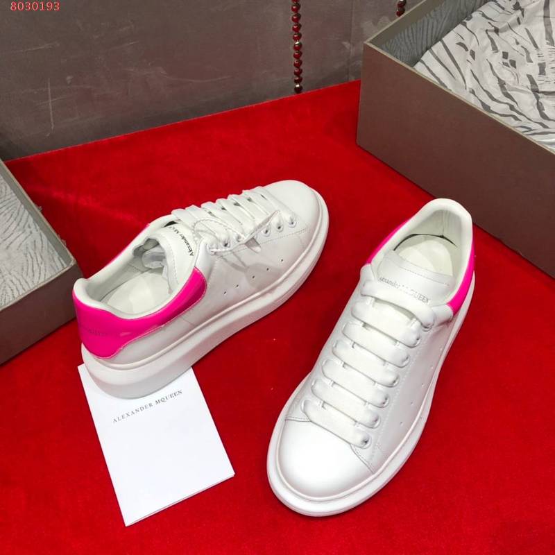 Alexander McQueen fresh white-and-black luxury sneakers view 9 streetwear statement look