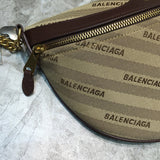Elegant Faux Leather Handbag - Chic Everyday Appeal | Women's Everyday Carry Handbag #724 - close-up detail shot (image 3) of designer-inspired handbag