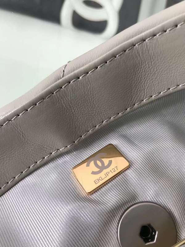Zivas Charm Refined Everyday Style Designer Handbag (Refined Modern Silhouette) – Angled View