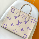  crossbody bag interior and compartment view