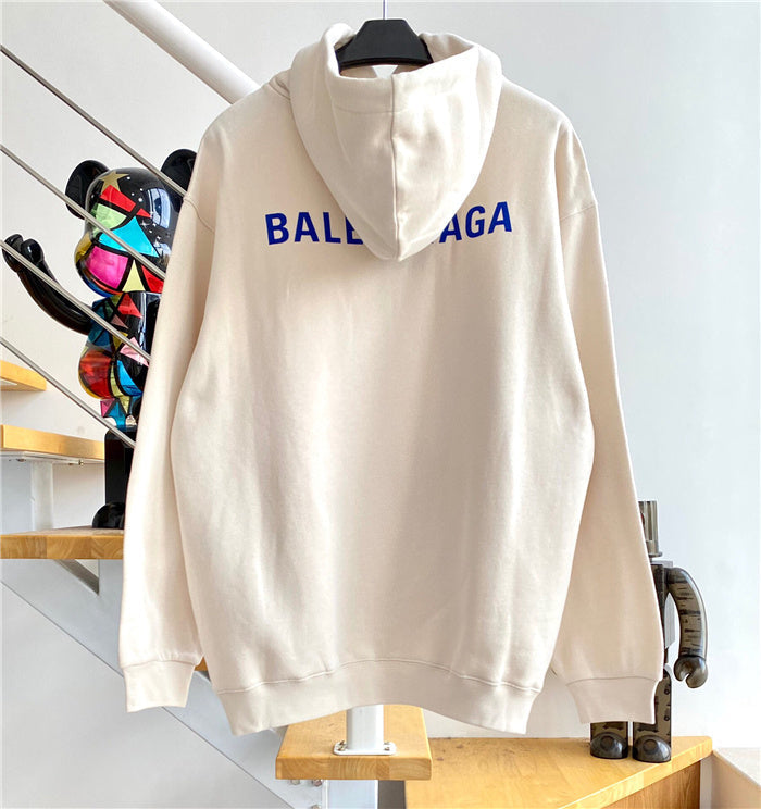 Three-quarter angle view of Balenciaga luxury piece style No.469