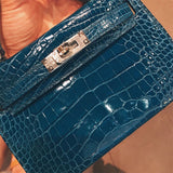  smart shoulder bag styled with outfit 12