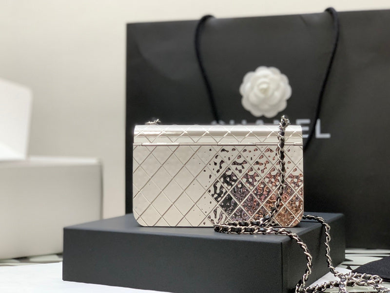  handbag, compact everyday style, image 6