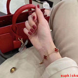 Front view of Van Cleef & Arpels unisex jewelry piece