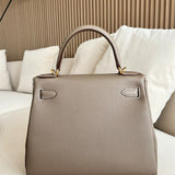  Classic handbag front view 13