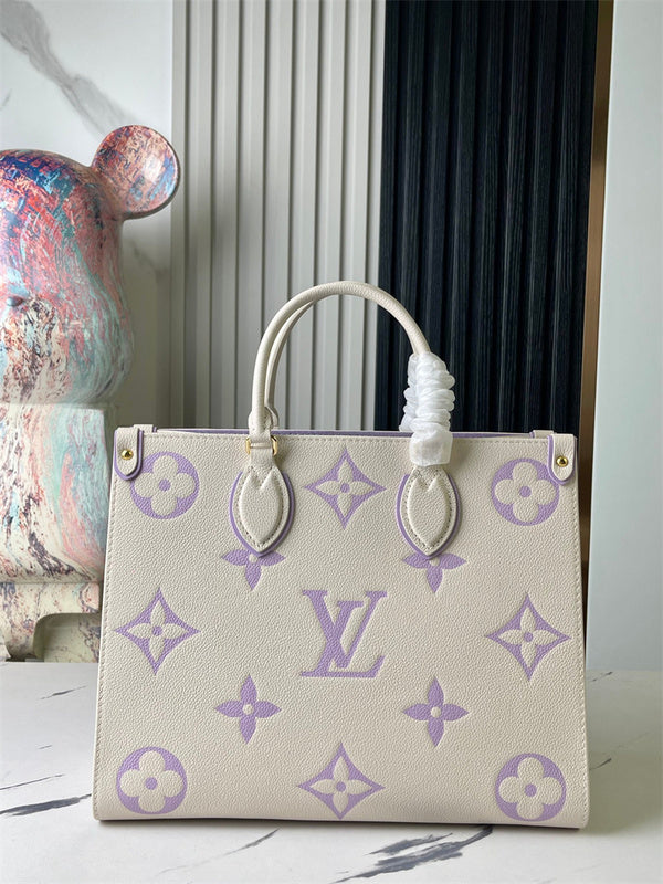  contemporary shoulder bag detail view showing craftsmanship