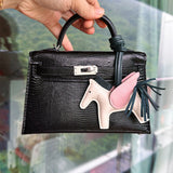  effortless carryall bag detail view showing craftsmanship