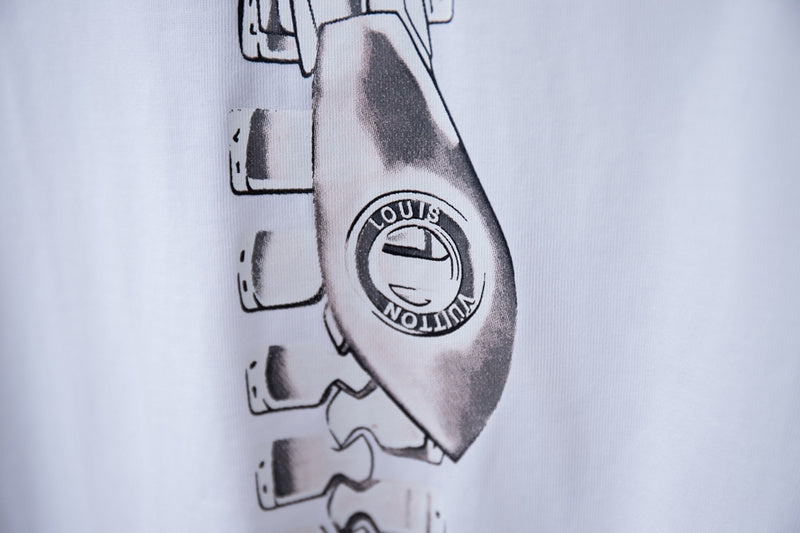 Front view of Louis Vuitton cotton t-shirt with relaxed-fit cut