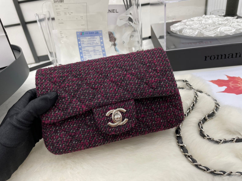 Zivas Charm Elevated Essentials Designer Handbag (Signature Shape & Finish) – Detail View
