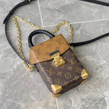  crossbody bag interior and compartment view 9