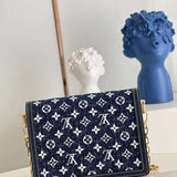 Interior view of everyday-luxe structured women's handbag – women's statement bag