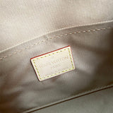  Sleek everyday bag front view 19