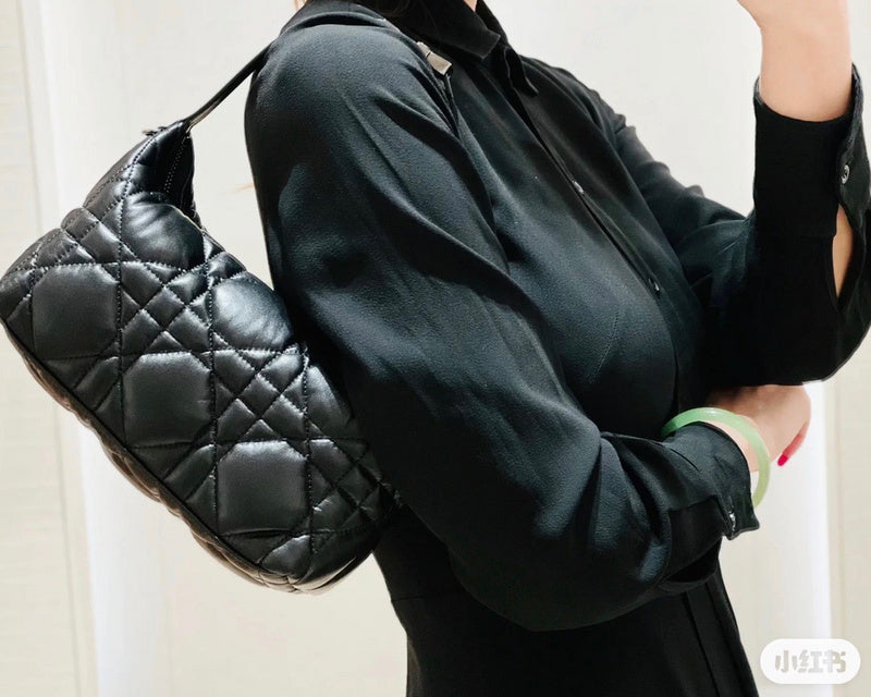 Back view of polished classic women's handbag – women's premium purse