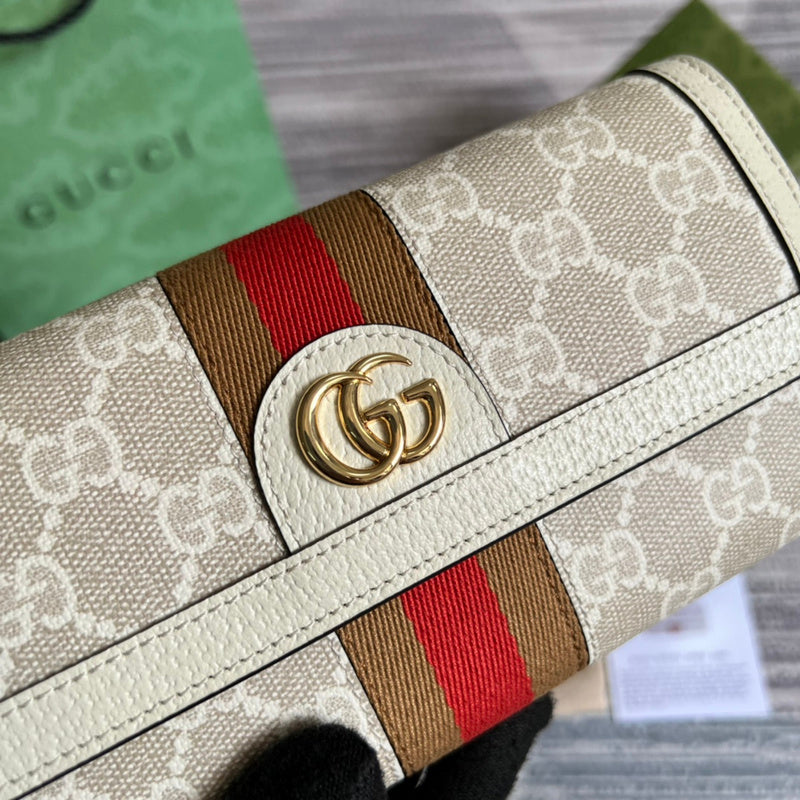 Styled lifestyle shot of chic structured women's handbag – women's luxury handbag