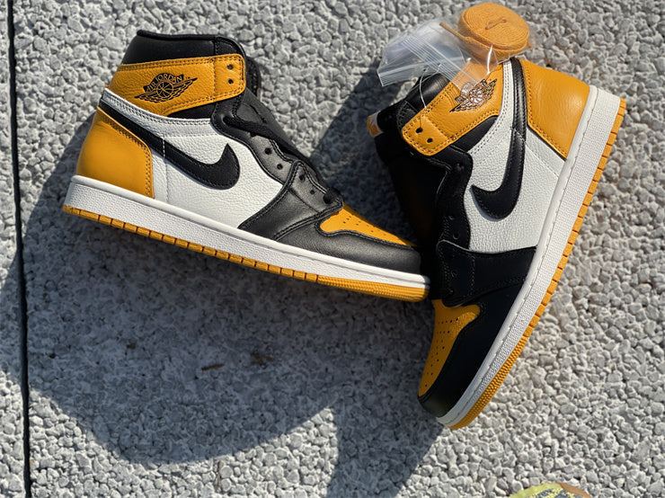 Nike Men's & Women's Luxury Fashion Trainers — Style 222 interior view