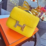 Timeless handbag styled for everyday wear