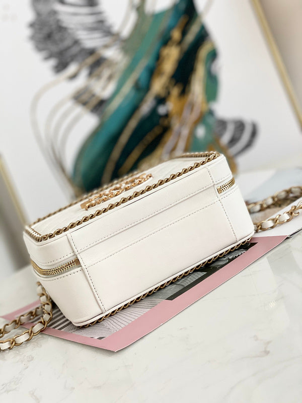  mid purse view 7