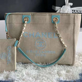Zivas Charm Refined Everyday Style Everyday Handbag (Statement-Ready Design) – Close-Up Detail
