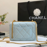  women's handbag, mid design, view 2