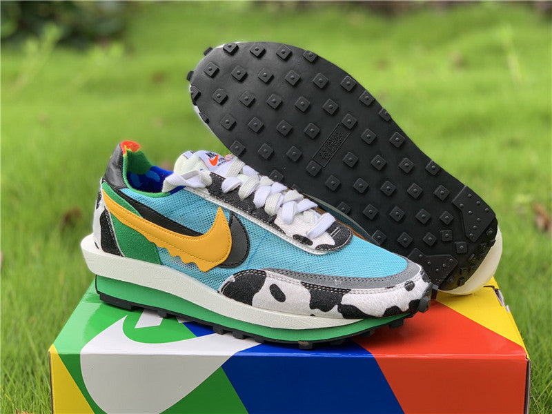 Nike Men's & Women's Premium Low-Top Trainers — Style 073 detail view