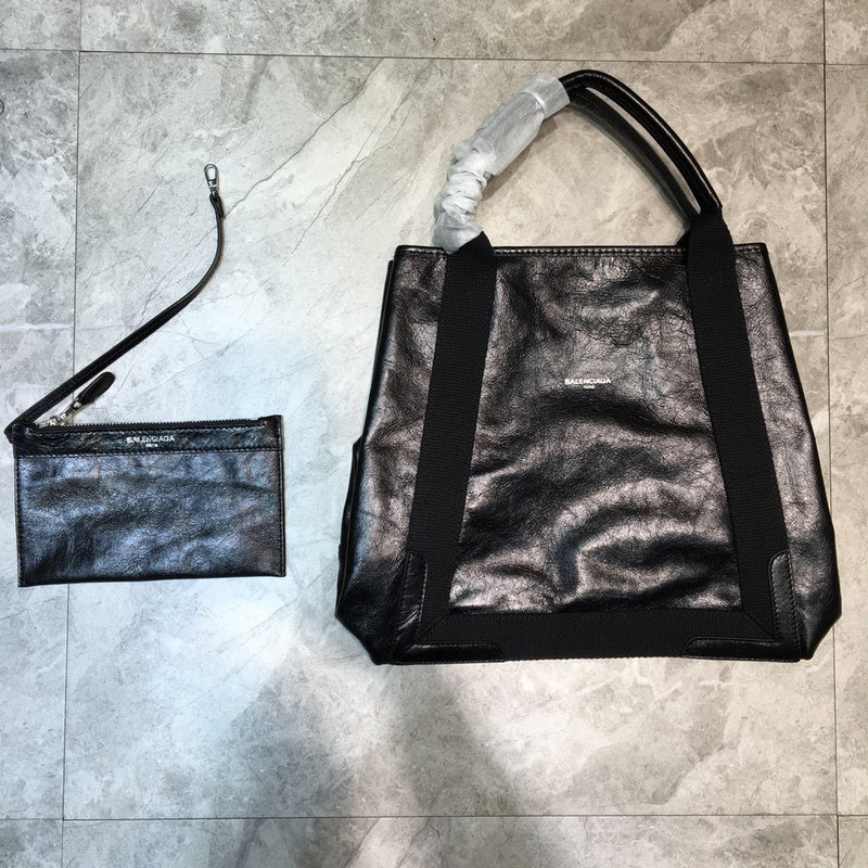 Bold Vegan Leather Handbag - Chic Everyday Appeal | Women's Fashion Handbag #775 - front view (image 1) of designer-inspired handbag
