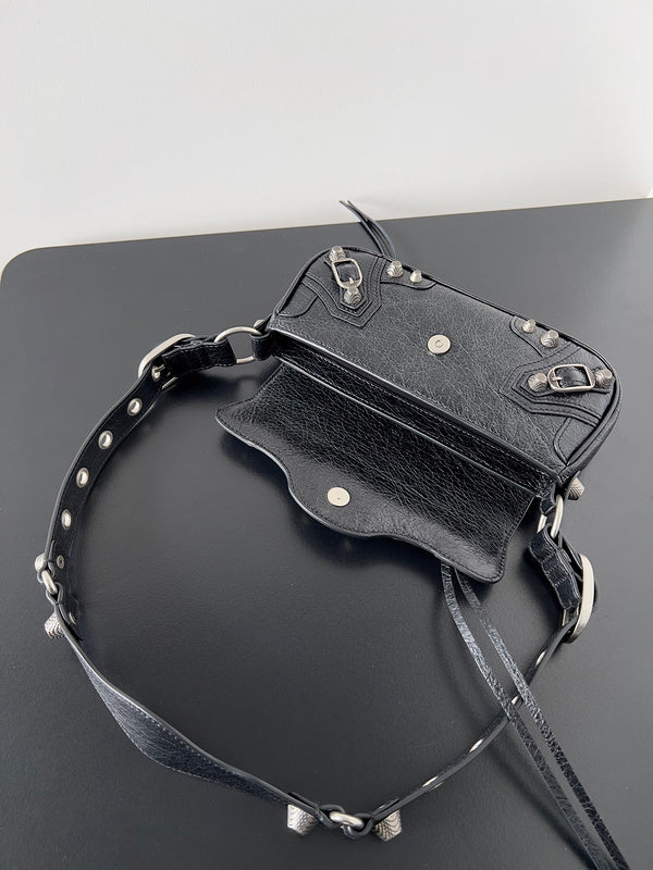 Zivas Charm Contemporary Flair Statement Handbag (Polished Everyday Piece) – Lifestyle Shot