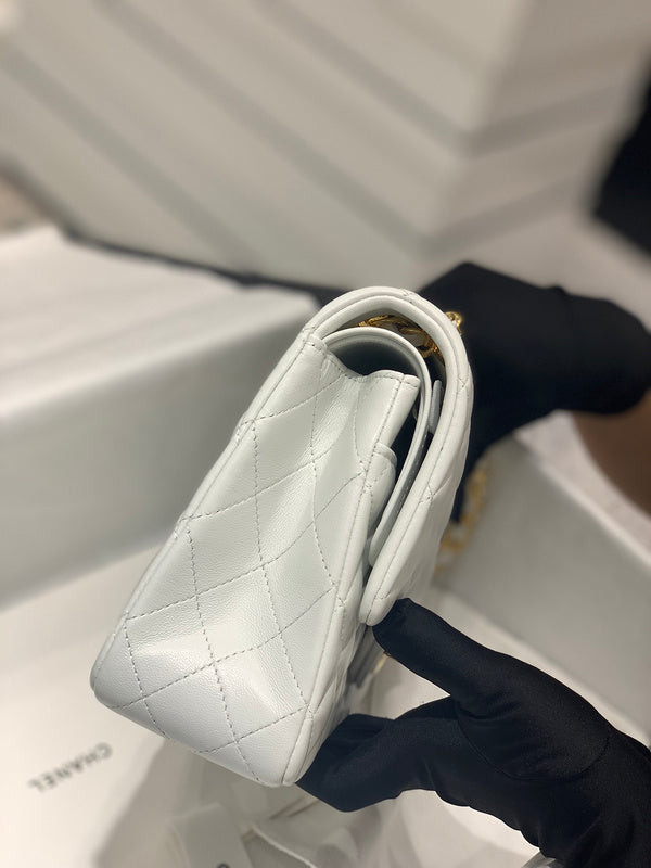  women's handbag, versatile design, view 4