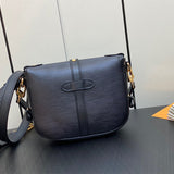  Sleek everyday bag front view 7