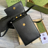 Handle and strap detail of statement elevated women's handbag – women's everyday handbag