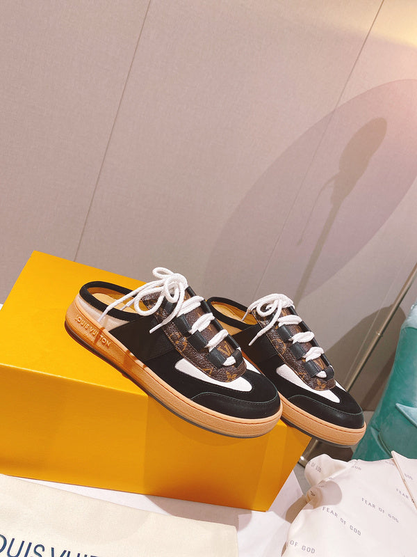 Louis Vuitton shoes Style 327 - additional angle view