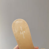 Louis Vuitton shoes Style 230 - top view showing design