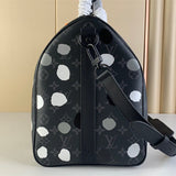  effortless structured bag detail view showing craftsmanship 26