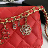 Zivas Charm Effortless Elegance Fashion Handbag (Statement-Ready Design) – Close-Up Detail