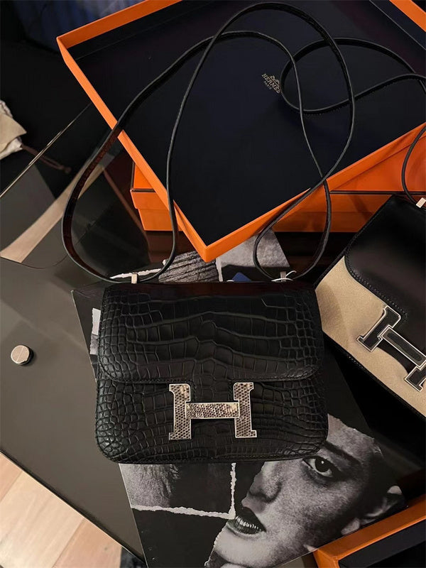 Statement handbag carried on shoulder