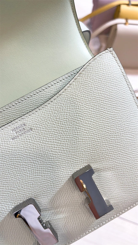  clean-lined shoulder bag detail view showing craftsmanship 8