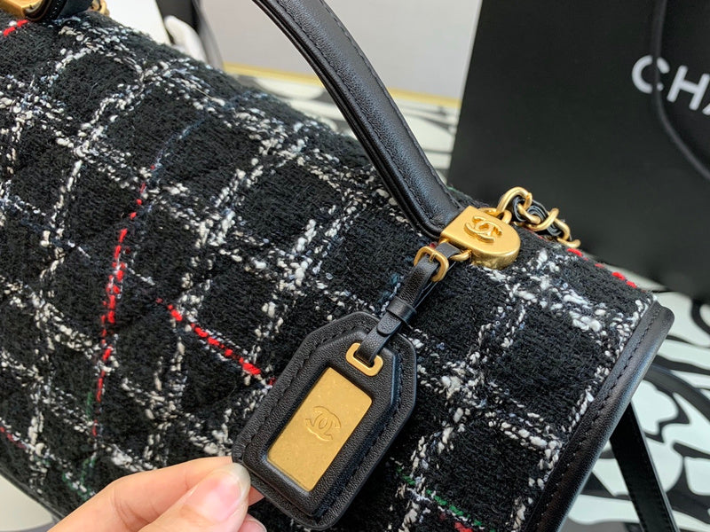  handbag, spacious everyday style, image 2