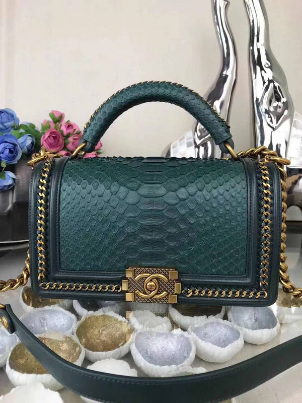 mid purse view 7