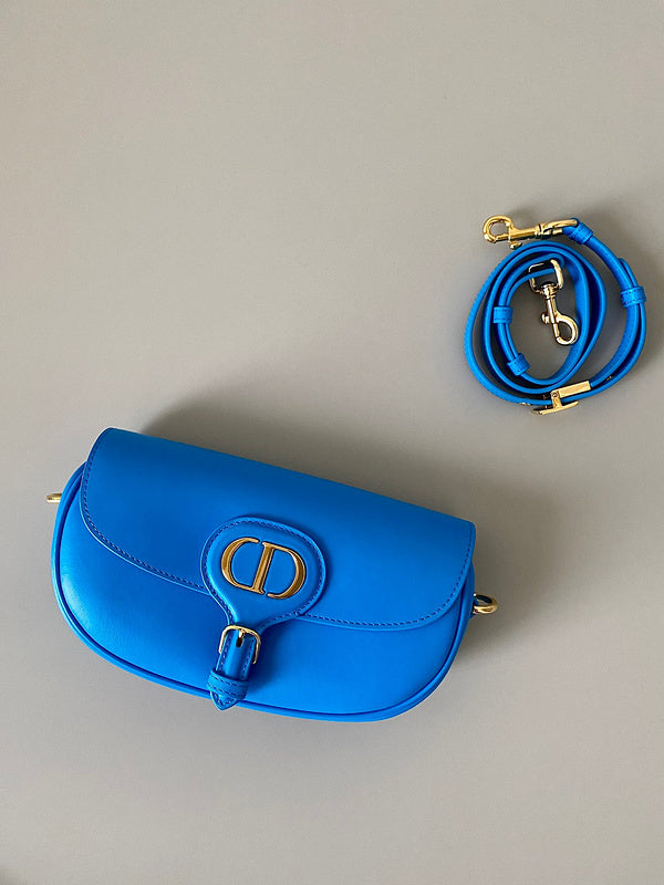 Close-up detail of statement sleek women's handbag – women's designer-style accessory
