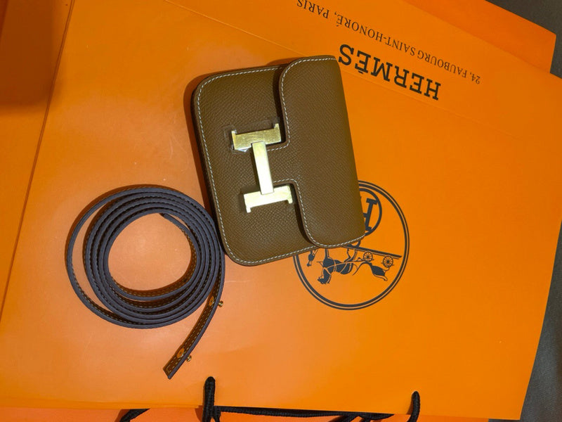 Side view of versatile structured handbag