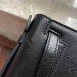  essential shoulder bag styled with outfit 72