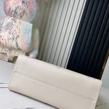  contemporary shoulder bag styled with outfit