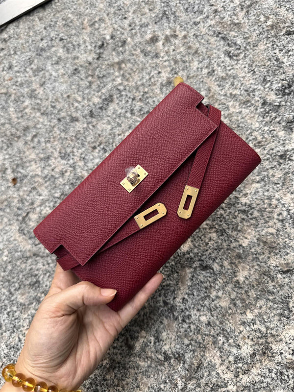 Interior view of everyday-ready premium bag