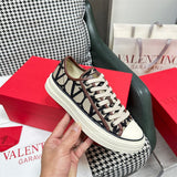 Full silhouette view of Valentino Garavani luxury piece style No.186
