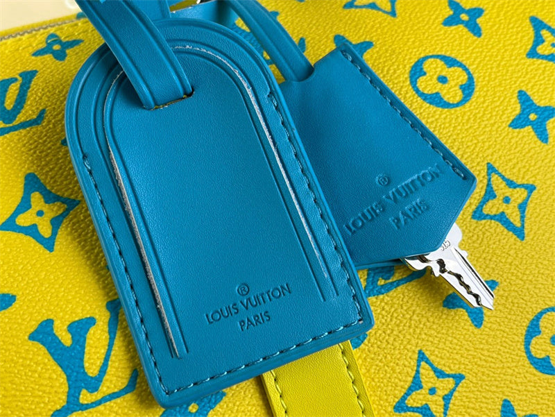  tailored handbag detail view showing craftsmanship 20