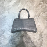 Sleek Premium PU Leather Handbag - Polished Finish | Women's Premium Handbag #868 - hardware and detail close-up (image 5) of designer-inspired handbag
